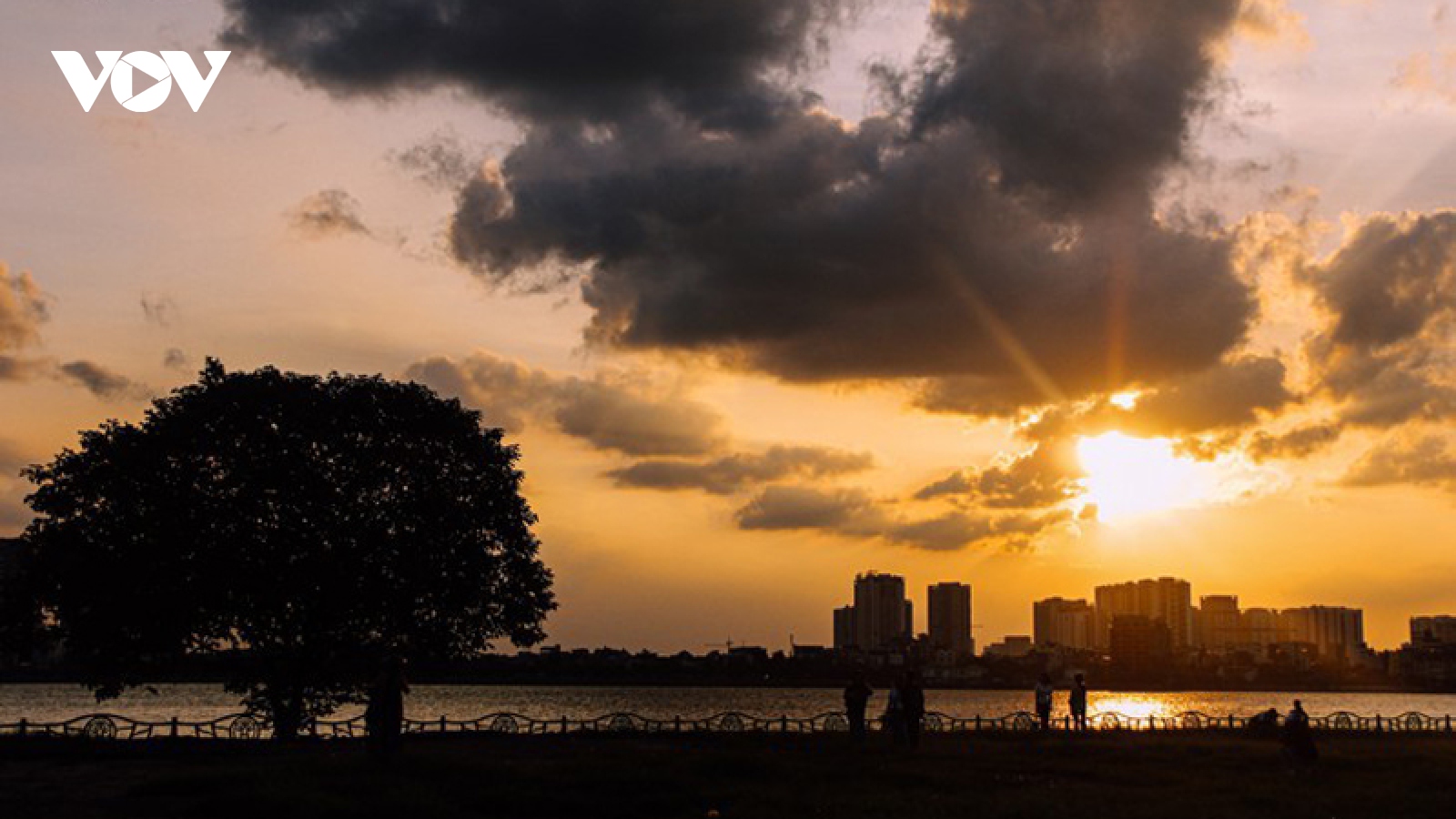 Beautiful sunset on Hanoi’s West Lake